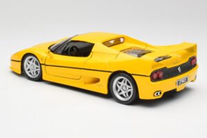 Ferrari F50 Giallo Modena Maisto 1:18 F50001 Metal — zdjęcie 7 z 8