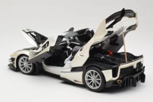 Ferrari FXX-K Evo #70 Biały Bburago 1:18 18-16012 Metal — zdjęcie 5 z 8