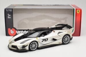 Ferrari FXX-K Evo #70 Biały Bburago 1:18 18-16012 Metal — zdjęcie 8 z 8