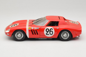 Ferrari 250 GTO #26 Czerwony Guiloy 1:18 67526 Metal — zdjęcie 4 z 8