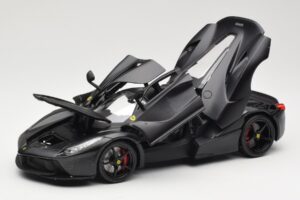 Ferrari LaFerrari F150 Matte Black Bburago 1:18 18-16901BK Metal — zdjęcie 2 z 8