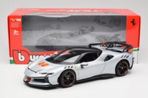 Ferrari SF90 XX Stradale Arctic White Bburago 1:18 18-16020W Metal — zdjęcie 8 z 8