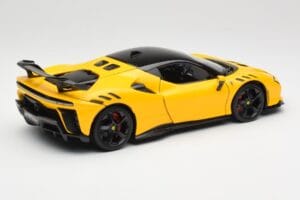 Ferrari SF90 XX Stradale Giallo Modena Bburago 1:18 18-16020Y Metal — zdjęcie 3 z 8