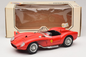 Ferrari 250 Testa Rossa Czerwony Bburago 1:18 3007-P2 Metal — zdjęcie 8 z 8