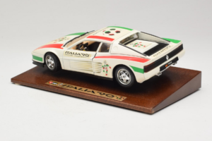 Ferrari Testarossa Italia 90 Biały Bburago 1:18 3059-W1 Metal — zdjęcie 6 z 8