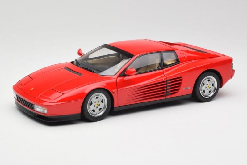 Ferrari Testarossa Czerwony Kyosho 1:18 08422R Metal