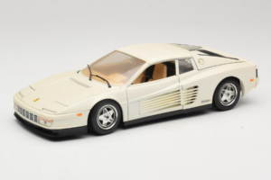 Ferrari Testarossa Biały Bburago 1:18 3019-W1 Metal