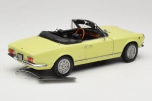 Fiat 124 Spider BS1 Żółty Sun Star 1:18 4921 Metal — zdjęcie 3 z 8