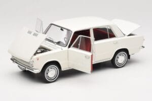 Fiat 124 Biały IXO 1:18 18CMC205OP Metal — zdjęcie 2 z 8
