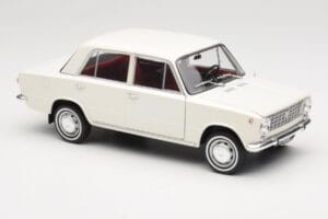 Fiat 124 Biały IXO 1:18 18CMC205OP Metal — zdjęcie 6 z 8