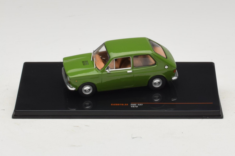 Fiat 127 Zielony IXO 1:43 CLC607N Metal