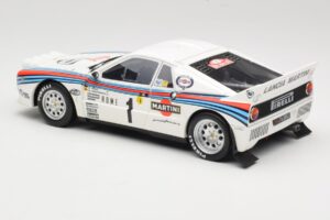 Fiat 242 & Lancia 037 Group B #1 W. Rohrl / C. Geistdorfer Rally Monte Carlo 1983 Otto 1:18 OT360 Żywica — zdjęcie 5 z 7