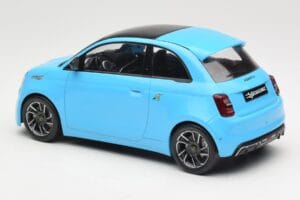 Abarth 500e Niebieski IXO 1:18 MCG18499 Metal — zdjęcie 5 z 6