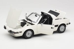 Fiat X1/9 Biały Minichamps 1:18 100121685 Metal — zdjęcie 2 z 8