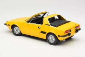 Fiat X1/9 Żółty Minichamps 1:18 100121664 Metal — zdjęcie 7 z 8