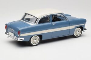 Ford Taunus 12M P2 Niebieski Pasy Revell 1:18 08880-M1 Metal — zdjęcie 3 z 8