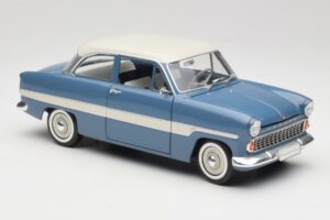 Ford Taunus 12M P2 Niebieski Pasy Revell 1:18 08880-M1 Metal — zdjęcie 6 z 8