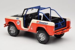 Ford Bronco Baja #37 1966 GreenLight 1:18 19037 Metal — zdjęcie 5 z 6