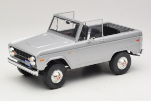 Ford Bronco Speed Movie GreenLight 1:18 19074 Metal — zdjęcie 2 z 7