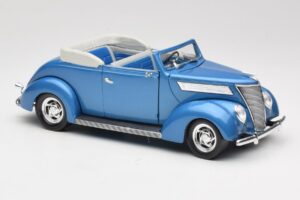Ford Kabriolet Niebieski Road Signature 1:18 92238 Metal — zdjęcie 6 z 8