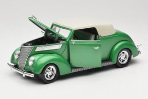 Ford Kabriolet Zielony Road Signature 1:18 92239 Metal — zdjęcie 2 z 8