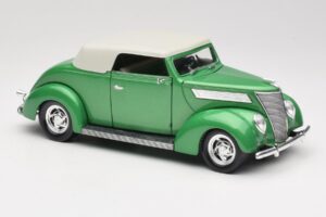 Ford Kabriolet Zielony Road Signature 1:18 92239 Metal — zdjęcie 6 z 8