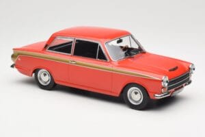 Ford Cortina Lotus Red & Gold Stripe MCG 1:18 MCG18532 Metal — zdjęcie 4 z 6