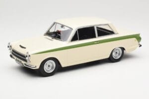 Ford Cortina Lotus White & Green Stripe MCG 1:18 MCG18434 Metal