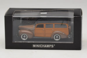 Ford DeLuxe Woody Station Wagon Brązowy Minichamps 1:43 400082111 Metal — zdjęcie 4 z 4