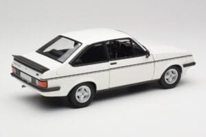 Ford Escort Mk2 RS 2000 LHD Biały Minichamps 1:18 150084300 Metal — zdjęcie 3 z 8