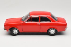 Ford Escort Mk1 Street Czerwony Minichamps 1:18 100081001 Metal — zdjęcie 4 z 8