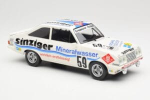 Ford Escort Mk2 RS2000 #59 H. Heyer / A. Hahne / K. Ludwig 24 Hours Nürburgring 1982 MCG 1:18 MCG18438R Metal — zdjęcie 4 z 6