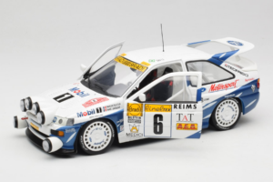 Ford Escort RS Cosworth Mobil 1 #6 F. Delecour / D. Grataloup Rally Monte Carlo Night Version Winner 1994 UT Models 1:18 3945 — zdjęcie 2 z 8
