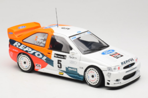 Ford Escort RS Cosworth Repsol #5 C. Sainz / L. Moya RAC Rally 1997 UT Models 1:18 39750 Metal — zdjęcie 6 z 8