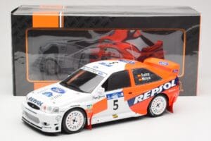 Ford Escort WRC #5 C. Sainz / L. Moya Winner Acropolis Rally 1997 IXO 1:18 18RMC172A Metal — zdjęcie 6 z 6