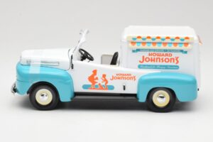 Ford F-1 Howard Johnson's Ice Cream Road Signature 1:18 92229 Metal — zdjęcie 3 z 6