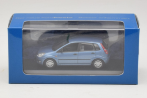 Ford Fiesta Mk5 4-Door Jasnoniebieski Minichamps 1:43 FIESTA002 Metal — zdjęcie 4 z 4