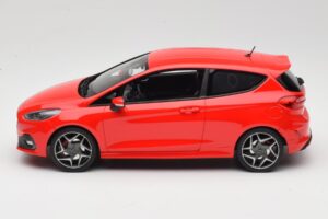 Ford Fiesta Mk8 ST Czerwony DNA 1:18 DNA000093 Żywica — zdjęcie 3 z 6
