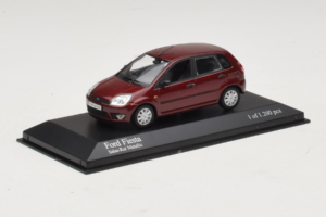 Ford Fiesta Mk5 Czerwony Metaliczny Minichamps 1:43 400081101 Metal — zdjęcie 2 z 4