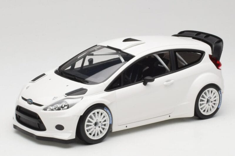 Ford Fiesta RS WRC Street Mk7 Biały Minichamps 1:18 151110890 Metal