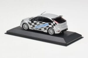 Ford Focus RS Mk2 Toy Fair Nuremberg 2010 Minichamps 1:43 403088105 Metal — zdjęcie 3 z 4
