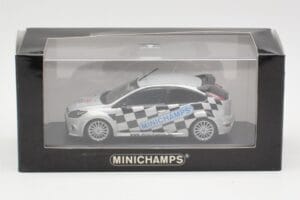 Ford Focus RS Mk2 Toy Fair Nuremberg 2010 Minichamps 1:43 403088105 Metal — zdjęcie 4 z 4
