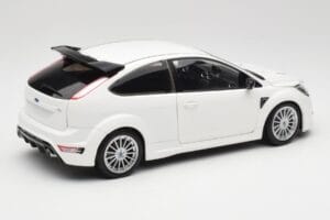 Ford Focus RS Mk2 Biały Minichamps 1:18 100080002 Metal — zdjęcie 3 z 8