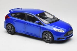 Ford Focus ST Mk2 Blue Metallic Minichamps 1:18 110082001 Metal — zdjęcie 6 z 8