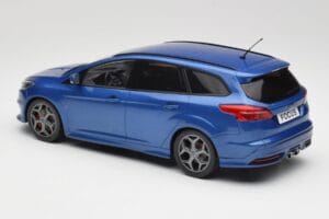 Ford Focus ST Turnier Mk3 Niebieski MCG 1:18 MCG18465 Metal — zdjęcie 5 z 6