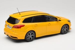 Ford Focus ST Turnier Mk3 Żółty MCG 1:18 MCG18464 Metal — zdjęcie 2 z 6