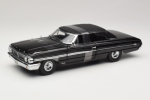 Ford Galaxie 500 Men in Black 3 Movie GreenLight 1:18 015301 Metal