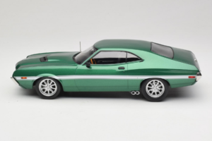 Ford Gran Torino Sport Green Metallic IXO 1:18 18CMC264 Metal — zdjęcie 3 z 6