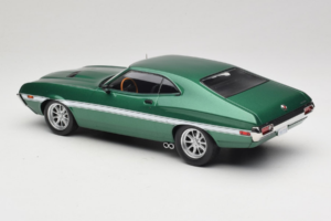 Ford Gran Torino Sport Green Metallic IXO 1:18 18CMC264 Metal — zdjęcie 5 z 6