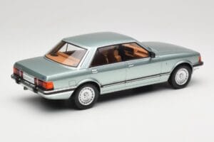 Ford Granada Mk2 2.8 Ghia Light Green Metallic MCG 1:18 MCG18535 Metal — zdjęcie 2 z 6